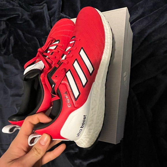 NEW Adidas New York Red Bulls Ultraboost DNA x Copa shoes, size 10.5 - Picture 3 of 8